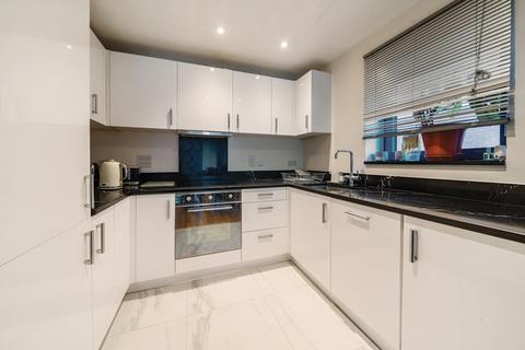 2 bedroom apartment for sale, Devonshire House, 50 Putney Hill, London, SW15