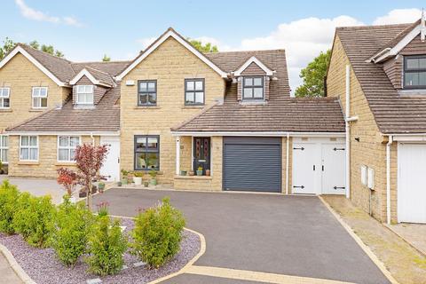 3 bedroom link detached house for sale, Greenholme Close, Burley in Wharfedale LS29