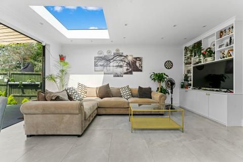 139 Washington Road, Worcester Park, KT4 8JQ