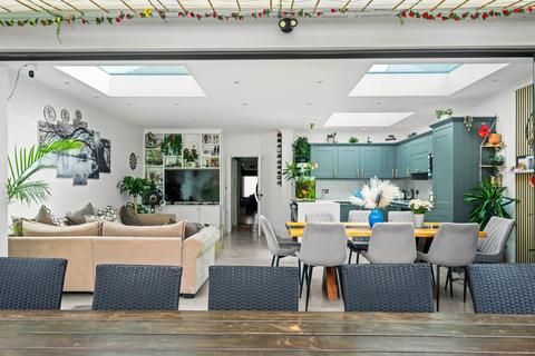 139 Washington Road, Worcester Park, KT4 8JQ