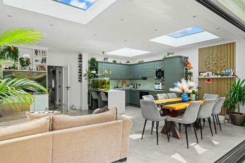 139 Washington Road, Worcester Park, KT4 8JQ