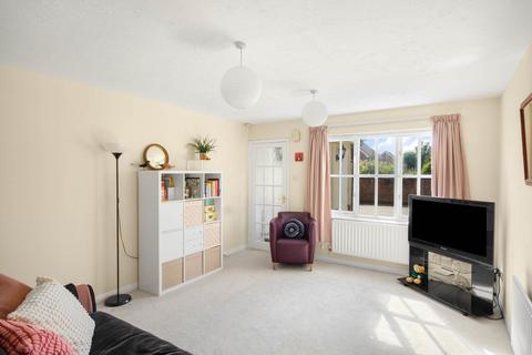 2 bedroom terraced house for sale, Clover Close, Wokingham RG40