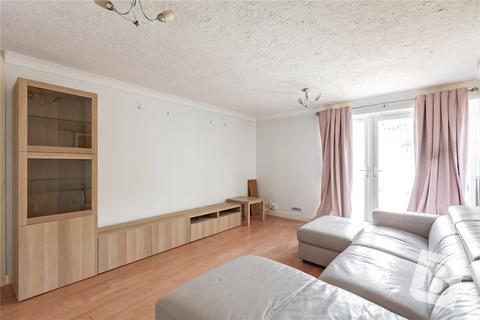 119 Moretons Court, Basildon, SS13 3LZ
