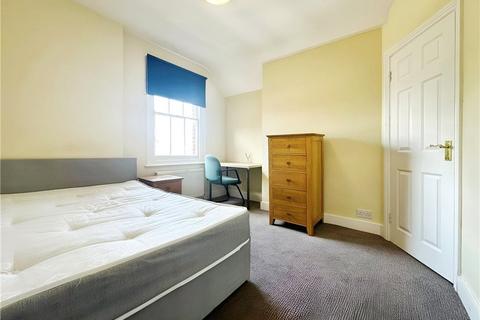 1 bedroom in a house share to rent, Victoria Street, Englefield Green, Egham, Surrey, TW20