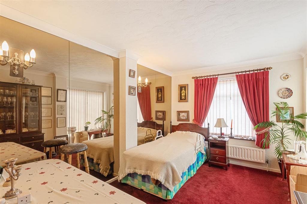 11 Atcheley Close 34.jpg