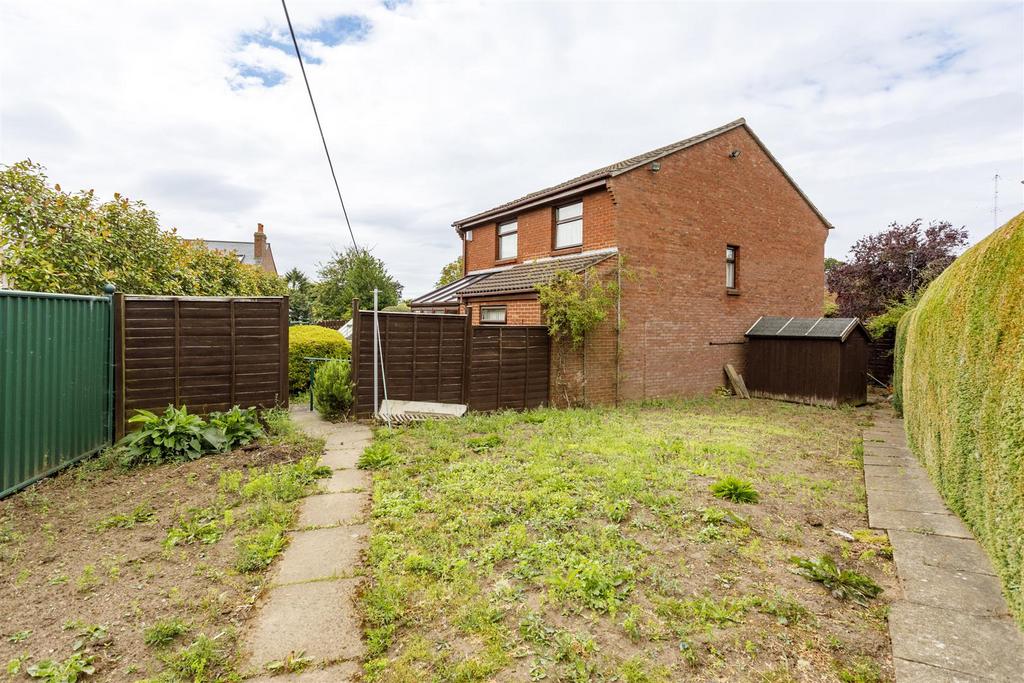 11 Atcheley Close 5.jpg