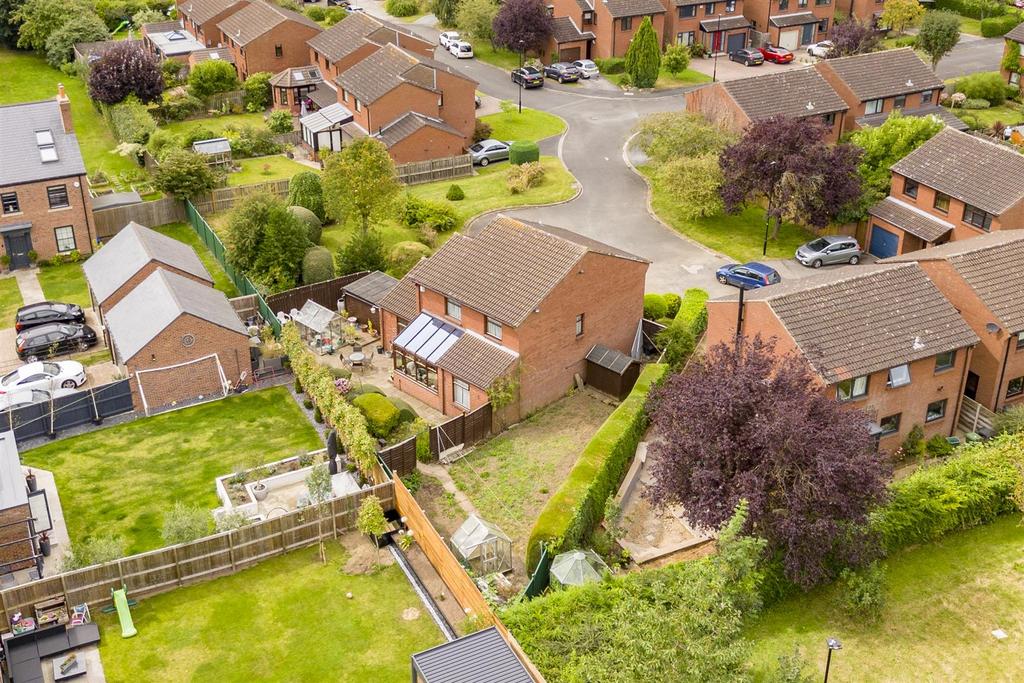 11 Atcheley Close 8.jpg