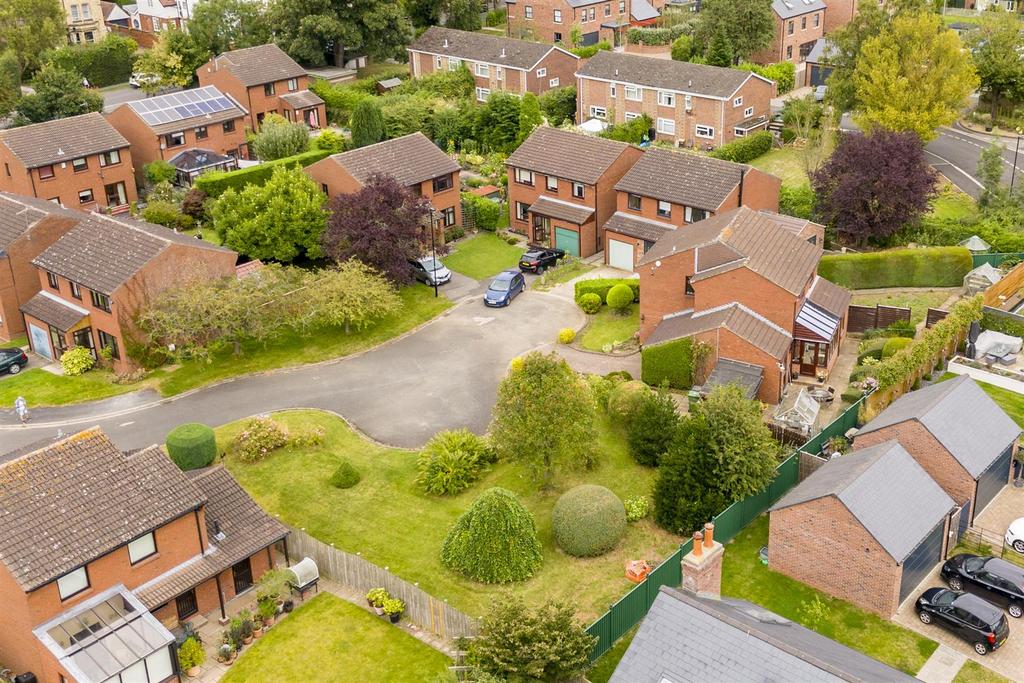 11 Atcheley Close 14.jpg