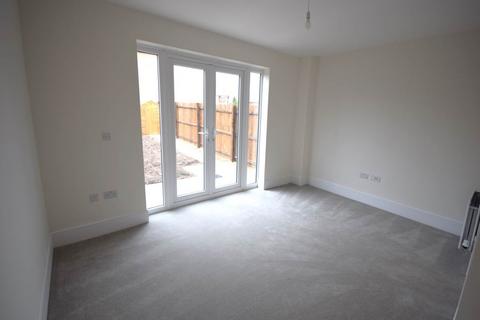 4 bedroom terraced house to rent, Reaseheath Way, Nantwich, Cheshire