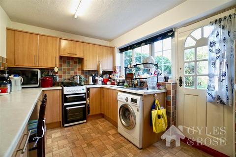 3 bedroom semi-detached house for sale, Pickford Walk, Colchester