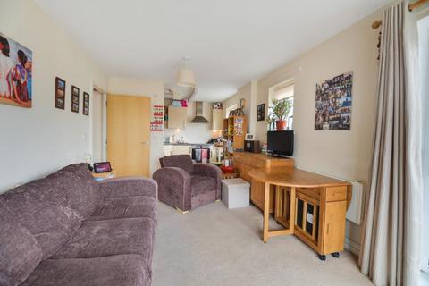 1 bedroom apartment for sale, at 10 Cherrywood Lodge, Oakwood Close, London SE13