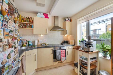 1 bedroom apartment for sale, at 10 Cherrywood Lodge, Oakwood Close, London SE13