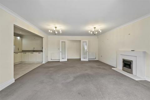 2 bedroom retirement property for sale, High Street, Hampton Hill, Hampton