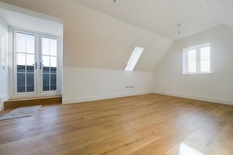 2 bedroom penthouse for sale, Sompting, Lancing, BN15 0AP