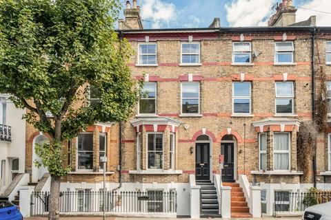 4 bedroom terraced house for sale, Disraeli Road, Putney