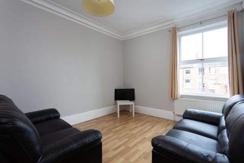 2 bedroom apartment to rent, Park Street, York