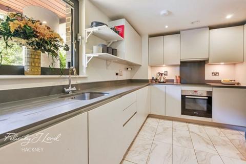 4 bedroom flat for sale, Dalston Lane, Hackney, E8