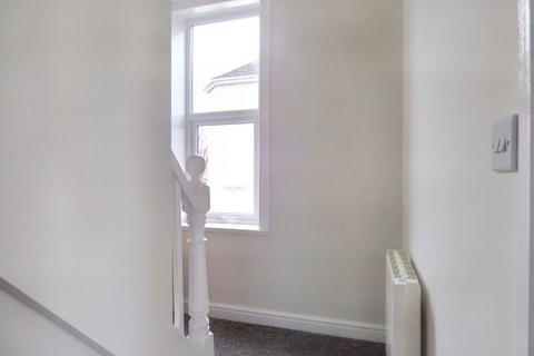 1 bedroom flat to rent, Station Road, Ilkeston, DE7 5LJ