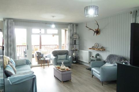 2 bedroom chalet for sale, 7 Limecroft, Sandbank, PA23 8HP