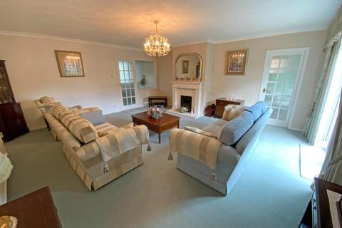 3 bedroom detached house for sale, Briar Meads, Oadby, Leicestershire