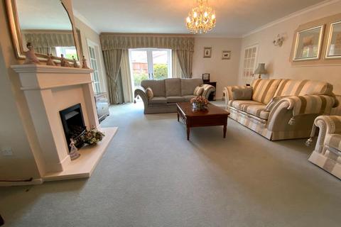 3 bedroom detached house for sale, Briar Meads, Oadby, Leicestershire