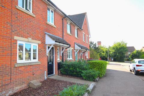 5 Chestnut Close, Chartham, Canterbury, CT4 7TD