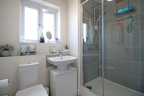 50e Anglia Way, Great Denham, Bedford, MK40 4SD