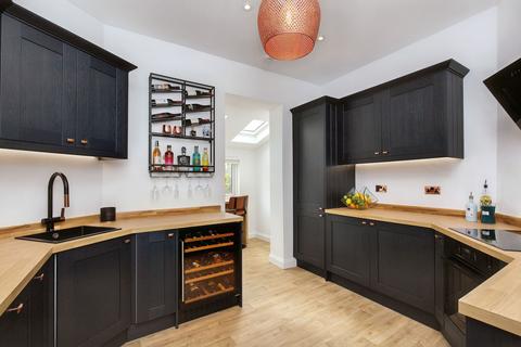 Bellevue, 24 Edinburgh Road, Tranent, EH33 1AN
