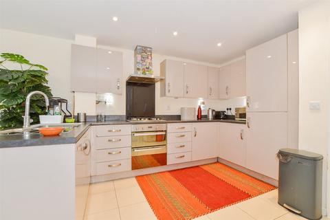 4 bedroom end of terrace house for sale, Sargent Way, Broadbridge Heath, Horsham, West Sussex