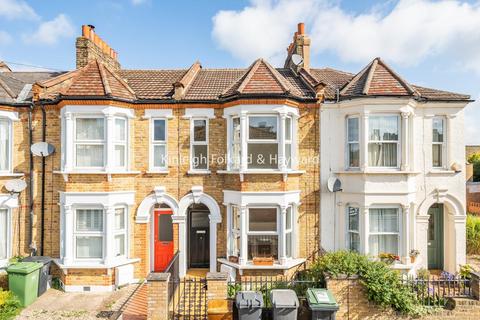 101 Bradgate Road, London, SE6 4TR