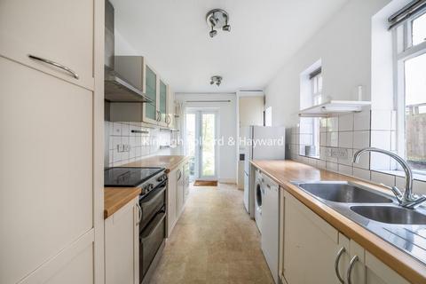 101 Bradgate Road, London, SE6 4TR