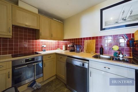 2 bedroom apartment for sale, Riverside Court, SO18