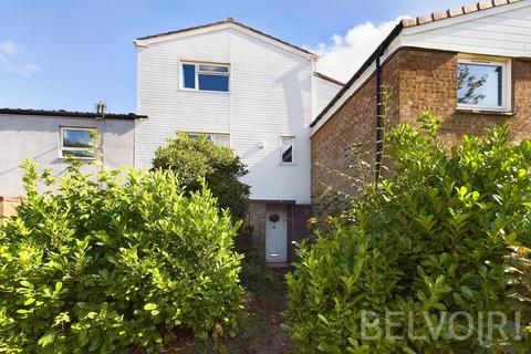 4 bedroom terraced house for sale, Chiltern Gardens, Telford TF4