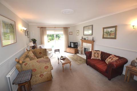 4 bedroom detached house for sale, Presbytery Close, Leominster