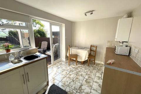4 Hazlehurst Drive, Cheddleton, Leek, ST13 7HB