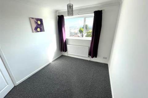 4 Hazlehurst Drive, Cheddleton, Leek, ST13 7HB