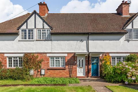 4, Welcome Cottages Slines Oak Road, Woldingham, Caterham, CR3 7EB