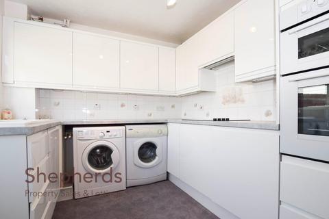 78 Penton Drive, Cheshunt, Waltham Cross, EN8 9RU