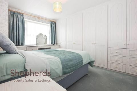 78 Penton Drive, Cheshunt, Waltham Cross, EN8 9RU
