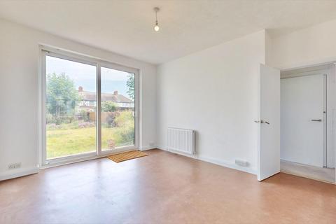 3 bedroom end of terrace house for sale, Meadway, Seven Kings, Ilford, IG3