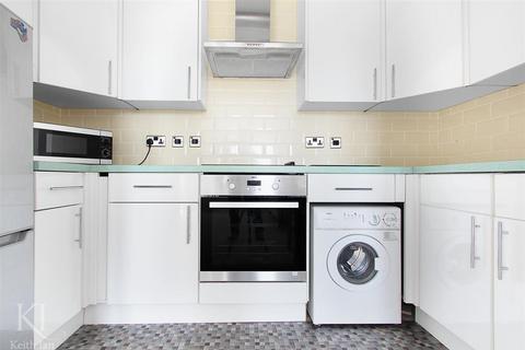 2 bedroom retirement property for sale, Collett Road, Ware, SG12
