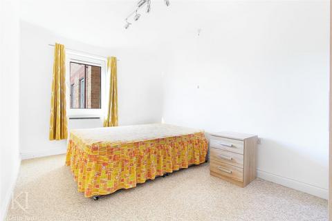 2 bedroom retirement property for sale, Collett Road, Ware, SG12