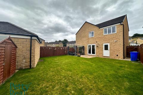 4 bedroom detached house for sale, Aspinall Drive, Colne