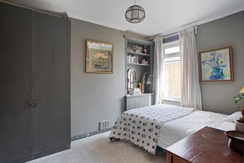 6 Northfield Road, London, W13 9SY