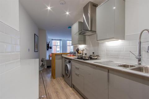 2 bedroom apartment for sale, Westgate Street, Cardiff CF10