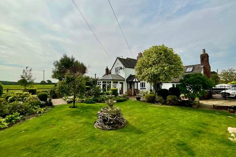 2 bedroom cottage for sale, Middleton Green, Leigh, ST10