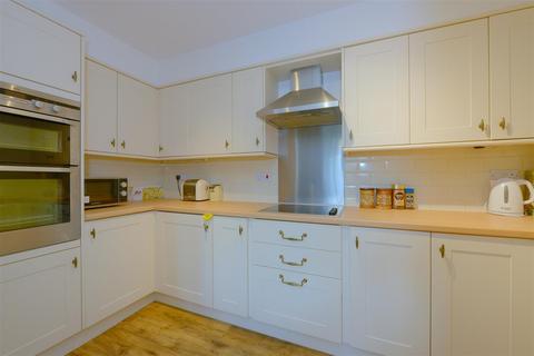 1 bedroom apartment for sale, Stanhill Road, Radbrook Green, Shrewsbury