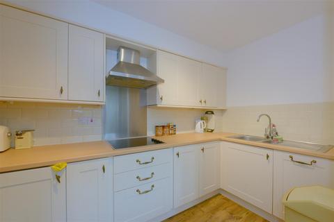 1 bedroom apartment for sale, Stanhill Road, Radbrook Green, Shrewsbury