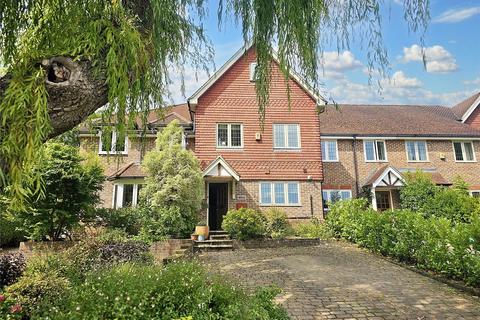 5 bedroom terraced house for sale, Chartwell Mews, Midhurst GU29