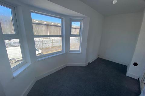 2 bedroom flat for sale, Lee Smith Street, Hull